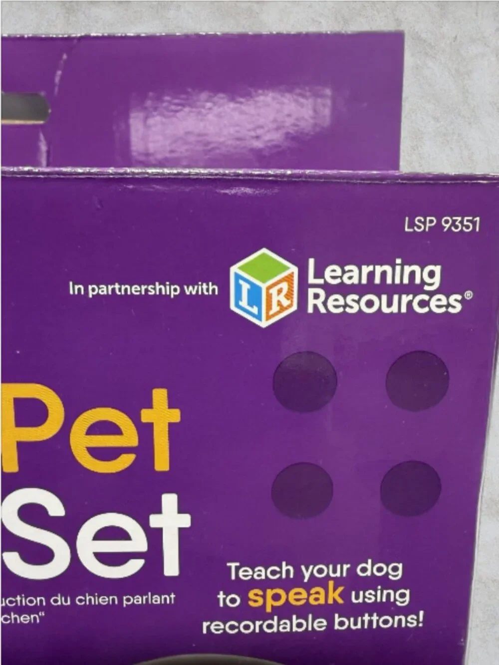 HUNGRY FOR WORDS -- Talking Pet Starter Set, 4 Buttons, Detailed Instructions